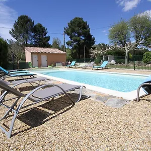  Hébergement de vacances Les Bleuets